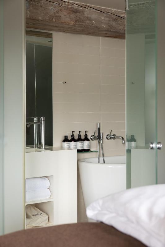 Junior Suite image 3