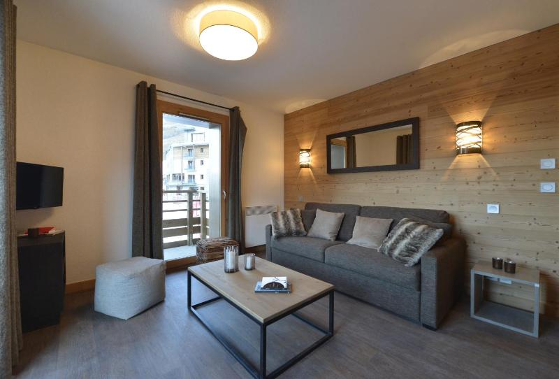 Four-Bedroom Apartment - 10 Persons image 2