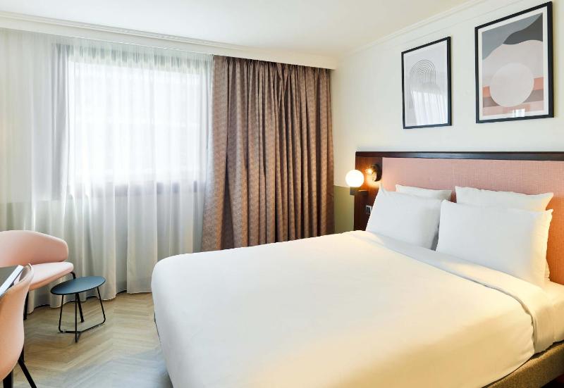 Superior Double Room image 1