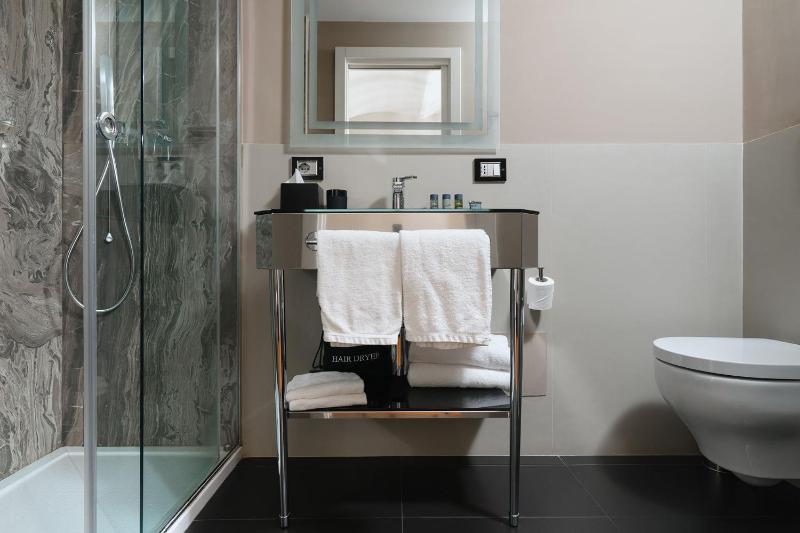 Deluxe Apartment image 3