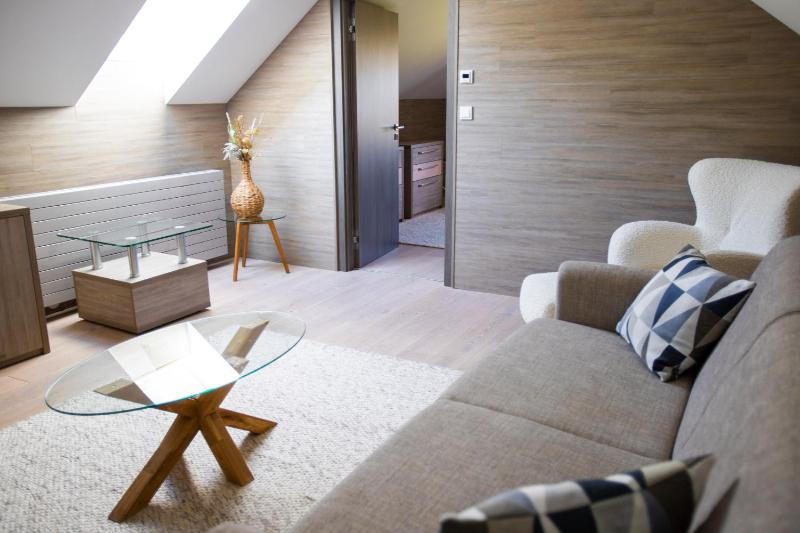 Junior Suite (Hotel) image 3