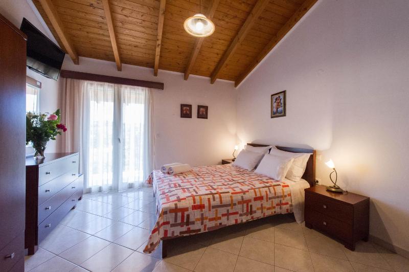 Kefalas Apartments - image 35