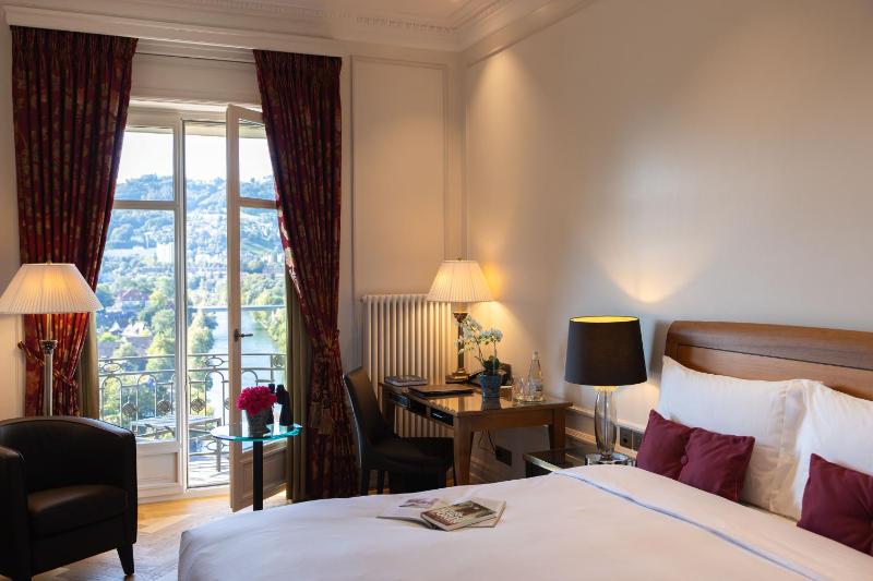 Deluxe Single Room image 1