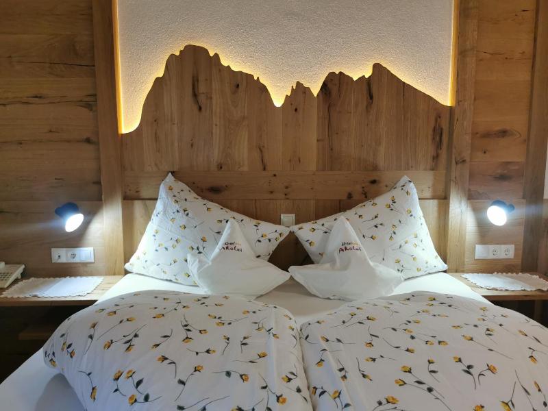 Double Room image 1