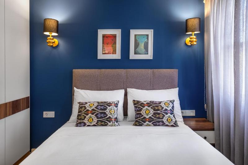Economy Double Room image 3