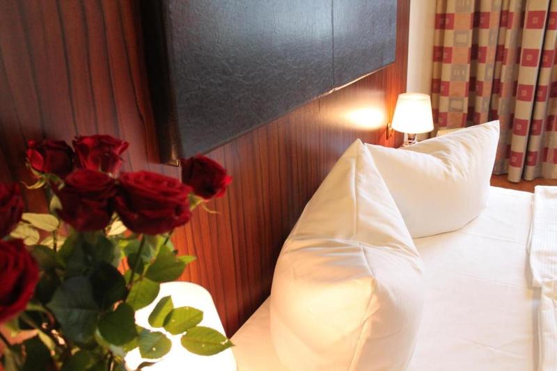 Single Room image 1