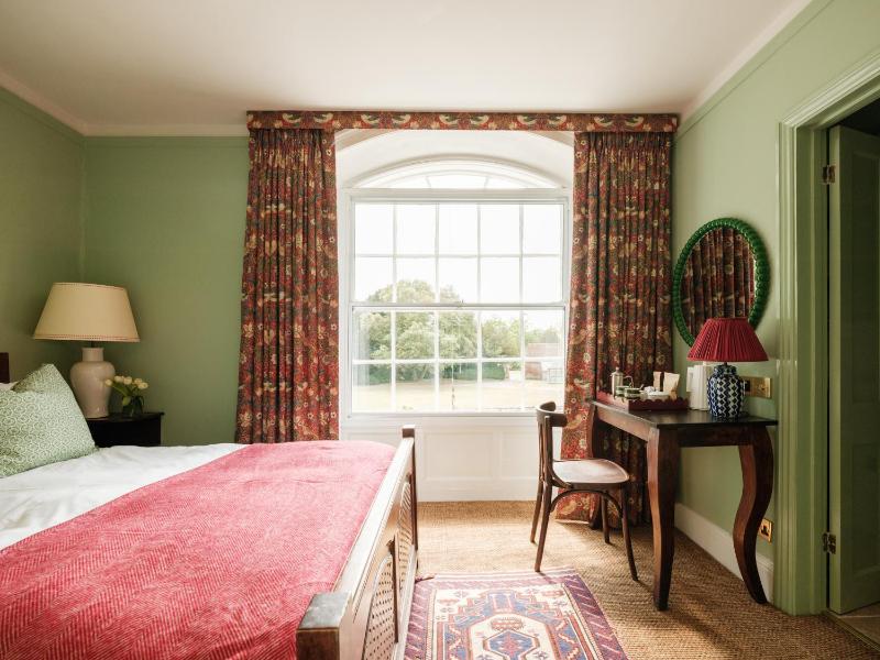 Double Room with Private Bathroom image 1
