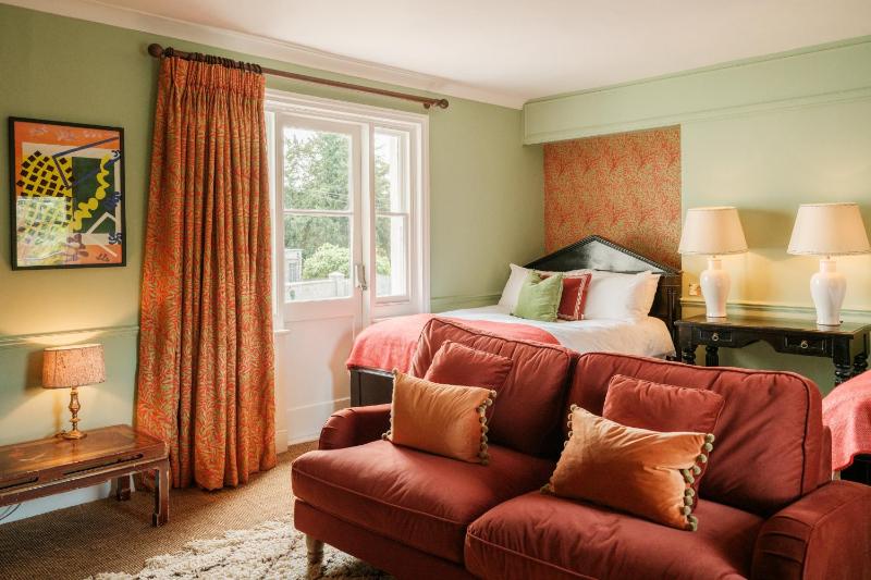 Quadruple Room image 1