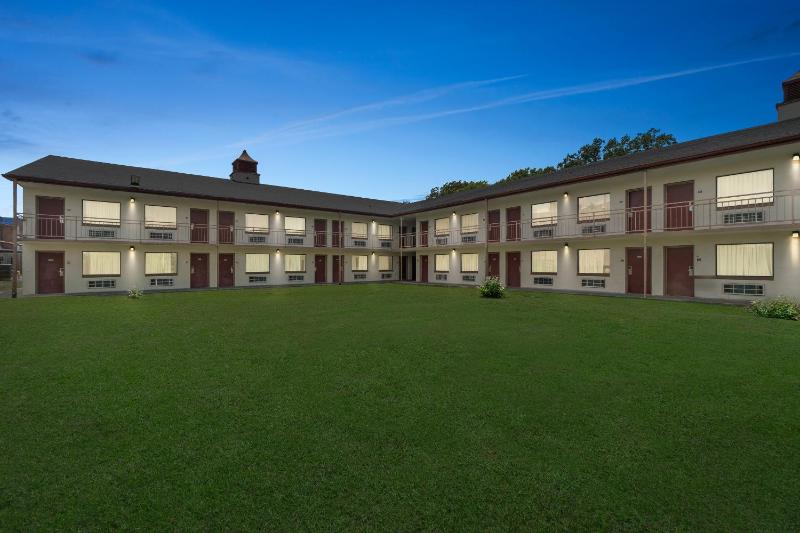 Red Roof Inn Memphis - Graceland/ Airport - image 11