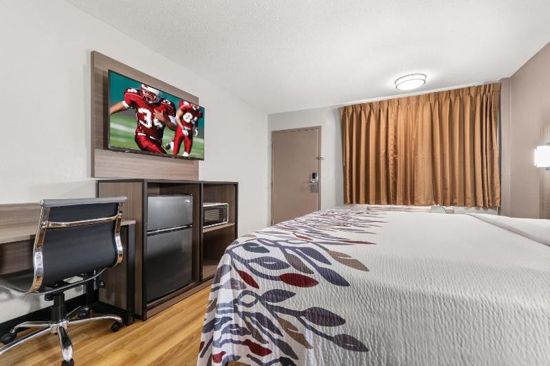 Red Roof Inn Memphis - Graceland/ Airport - image 7