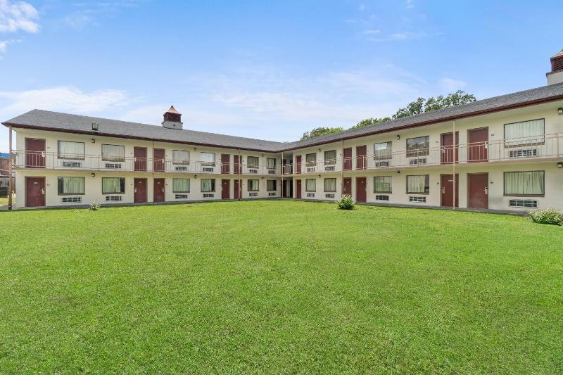 Red Roof Inn Memphis - Graceland/ Airport - image 10