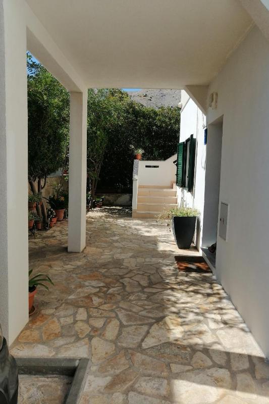 Apartments by the sea Pag - 24596 - image 6