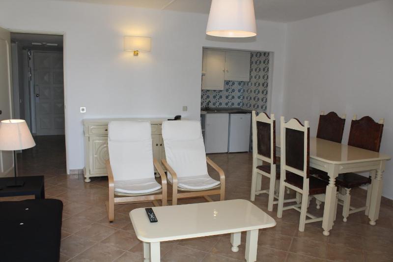 Cheerfulway Minichoro Apartamentos - image 3