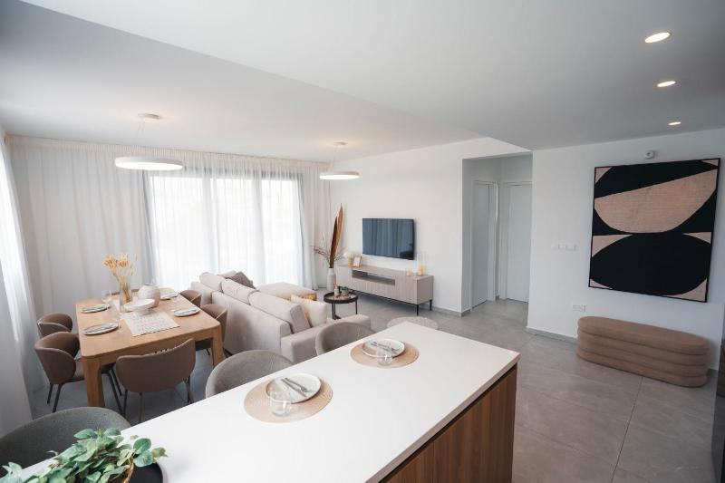 Mira Paphos - 2bdr Apartment with Private Terrace - image 8