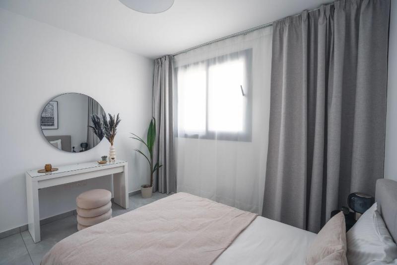 Mira Paphos - 2bdr Apartment with Private Terrace - image 14