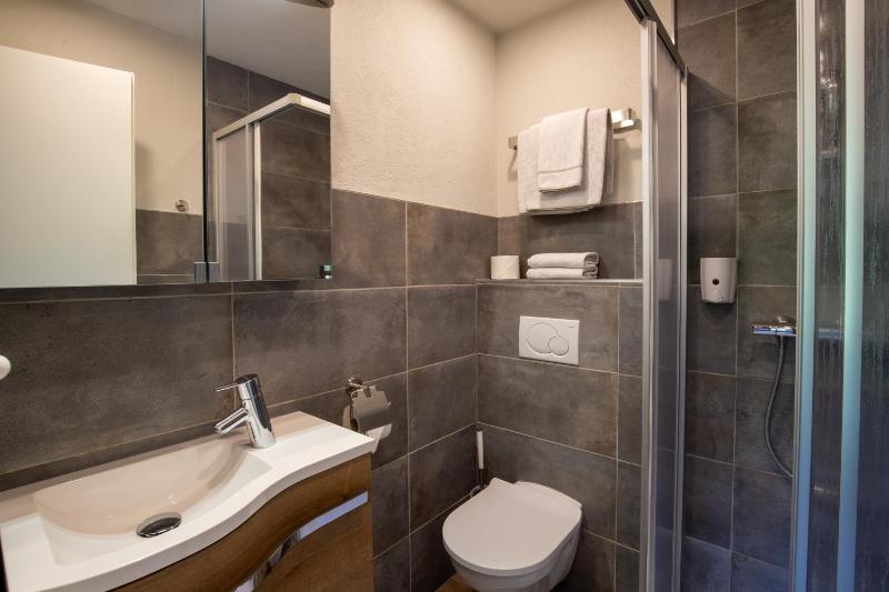 Single Room image 4
