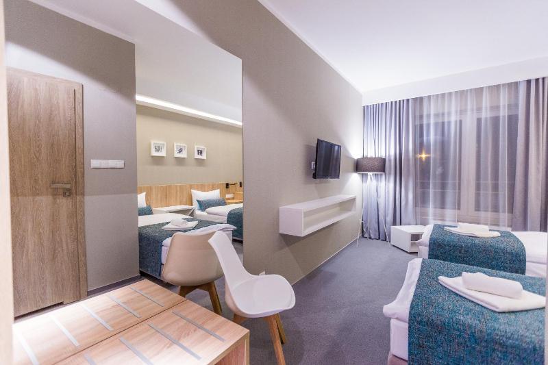 Standard Double or Twin Room image 2