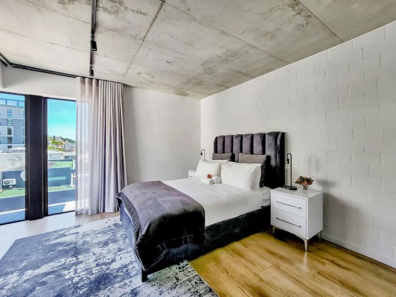 Cosy Studio in Prime Location - image 1