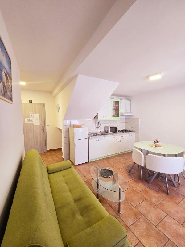 Apartment - Split Level image 2