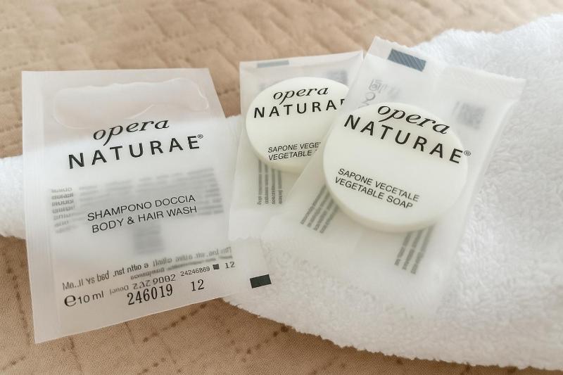 Double or Twin Room with Balcony image 4