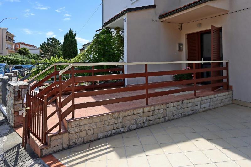 Apartments with parking space Selce Crikvenica - 24439 - image 16