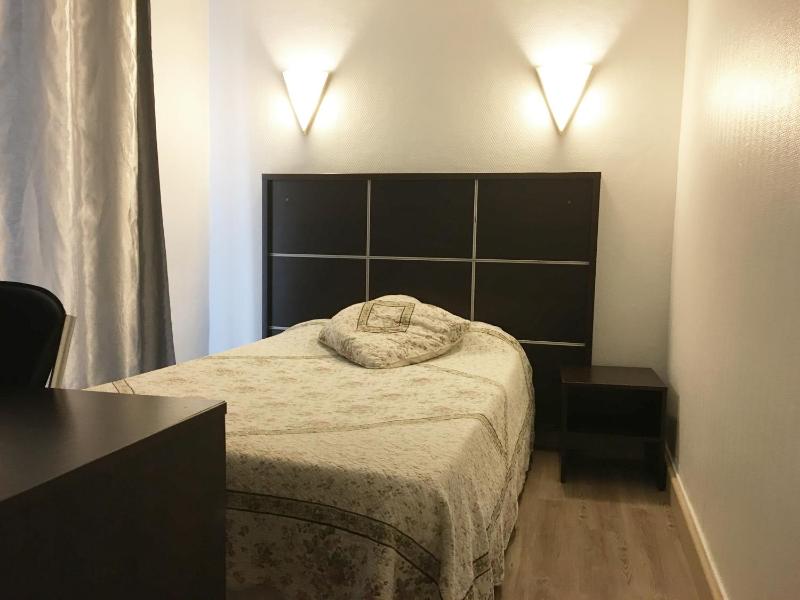 Comfort Single Room image 4