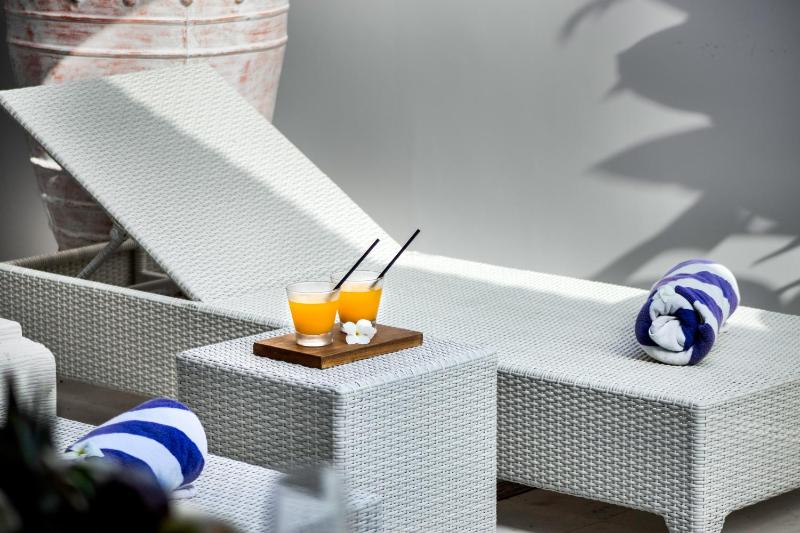 Perfect for Couples and Solo Travellers - image 18