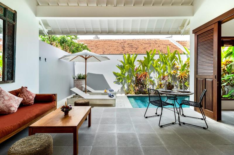 Perfect for Couples and Solo Travellers - image 13