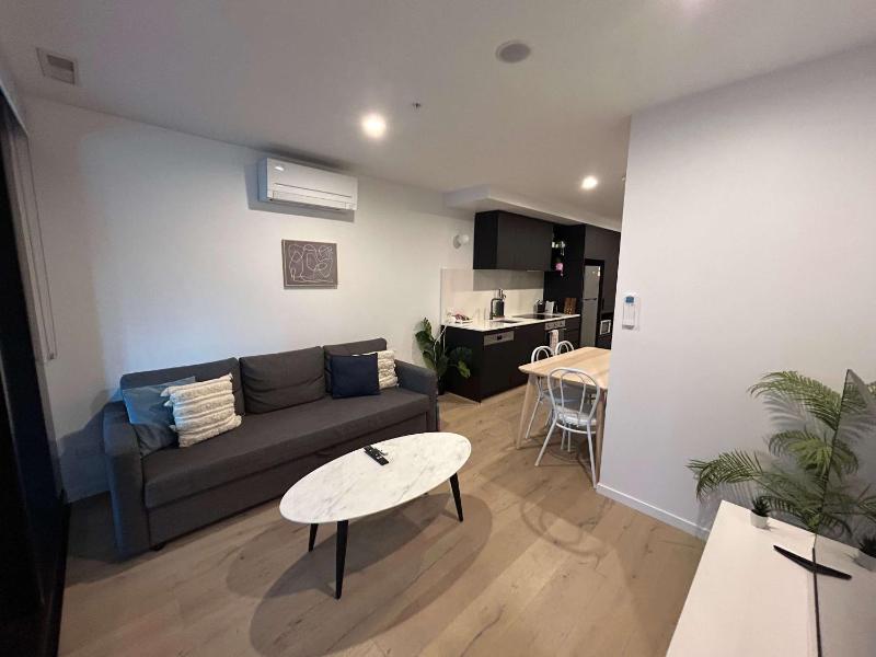2BR-2BR-1Car-CBD-Pool-Shopping - image 12