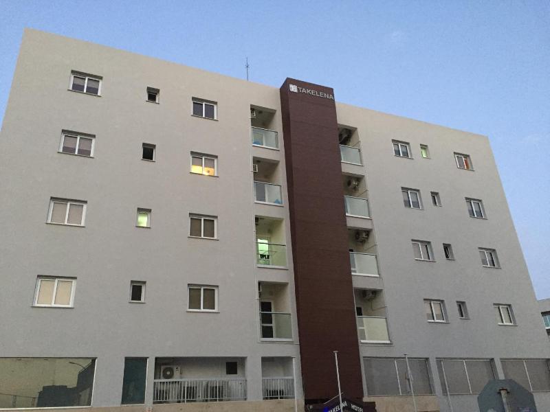 Takelena Apartments - image 2