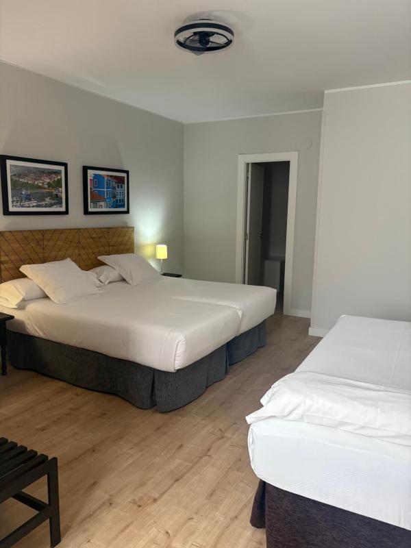 Studio Apartment image 3