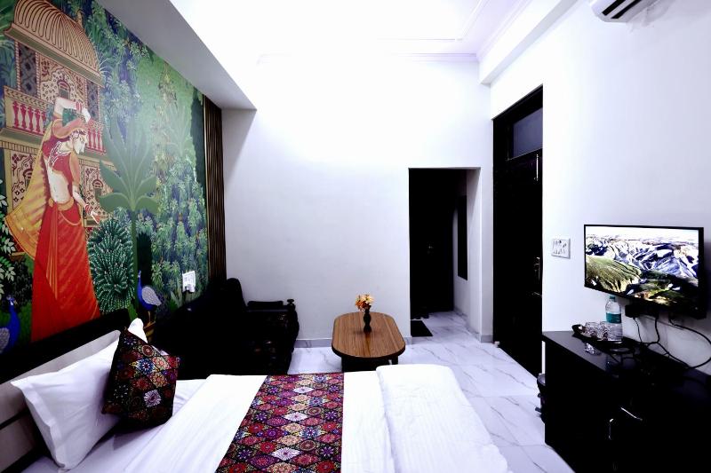 Jaipur Heritage Haveli - image 8