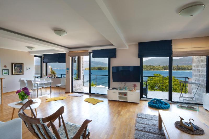 Aruba Apartments - image 12
