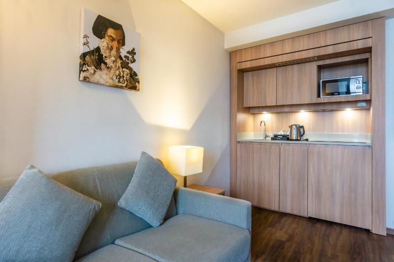 Junior Suite image 3