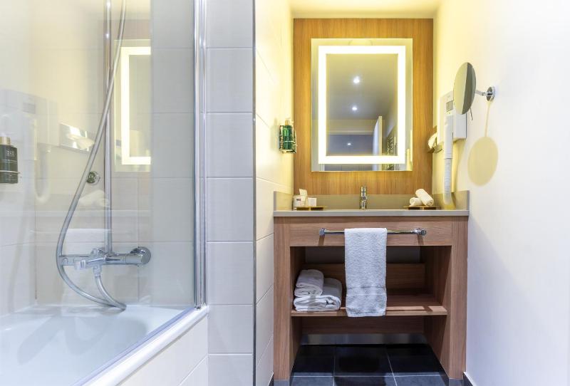 Junior Suite image 2