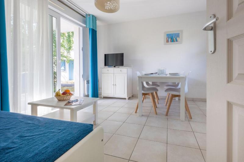 3-Room House - 6 People image 3
