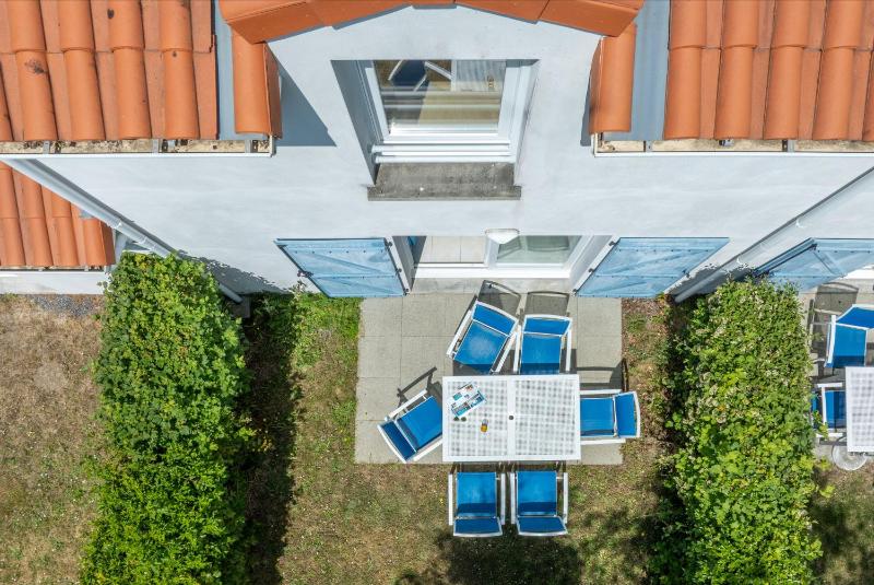 3-Room House - 6 People image 1