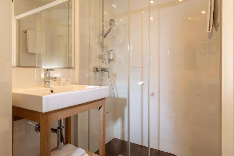 Comfort Single Room image 3