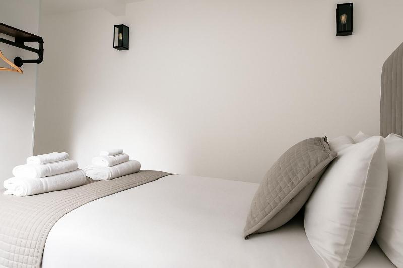 Nestee Serviced Apartments - Central Torquay - Pet Friendly - Harbour Views - image 23
