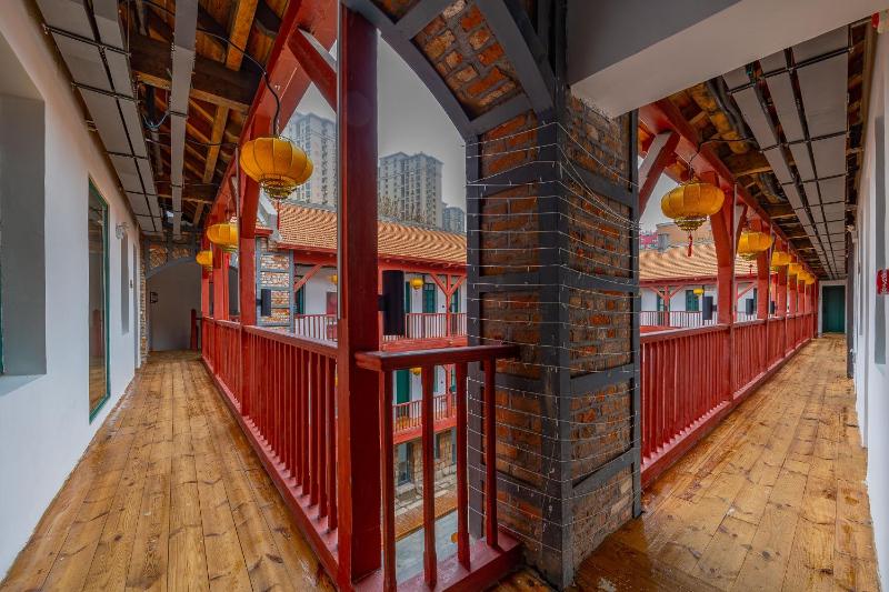 沃德观云里酒店青岛栈桥中山路站 - image 7