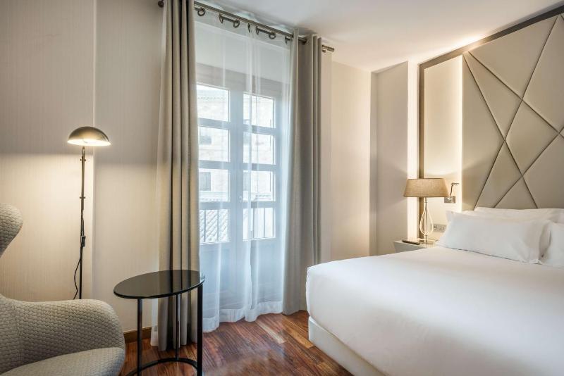 Superior Single Room image 4