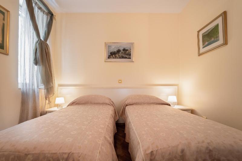 Double or Twin Room image 1