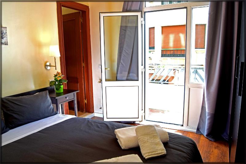 Double Room image 2