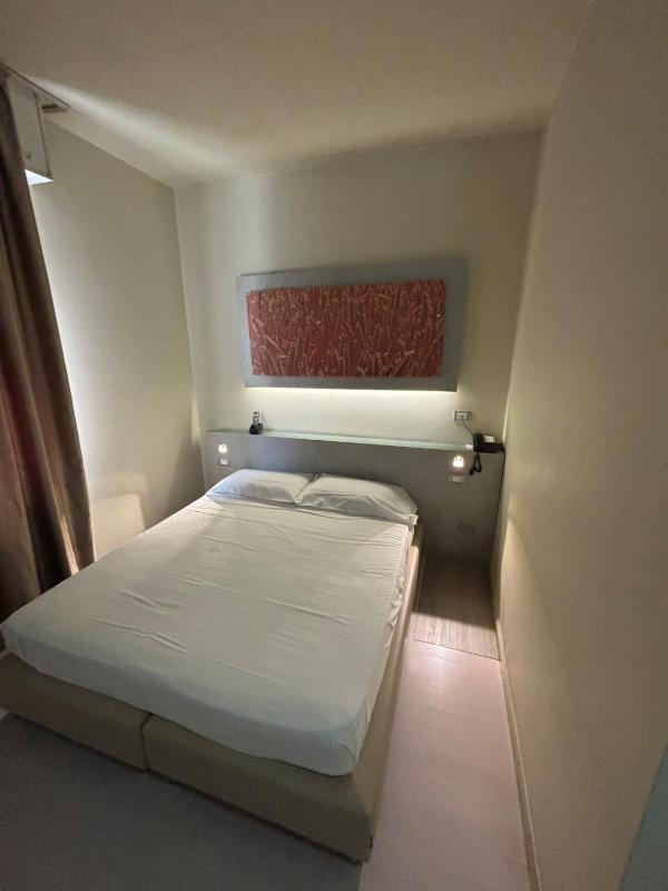 Double Room image 1