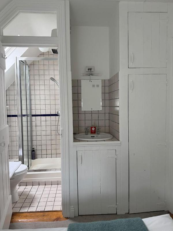 Shelbourne Cottages by RDS&AVIVA - image 5