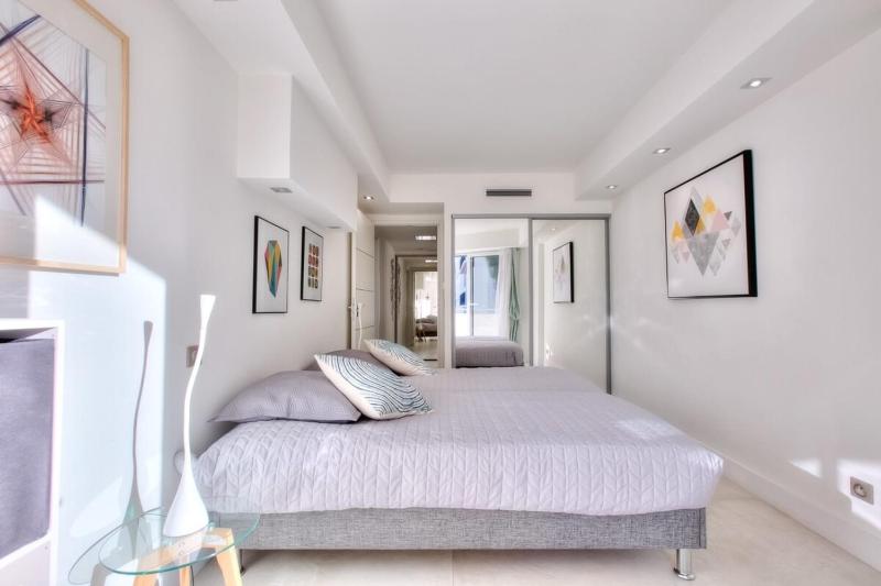 REF 1147 - Cannes Center - Apartment for rent - image 15
