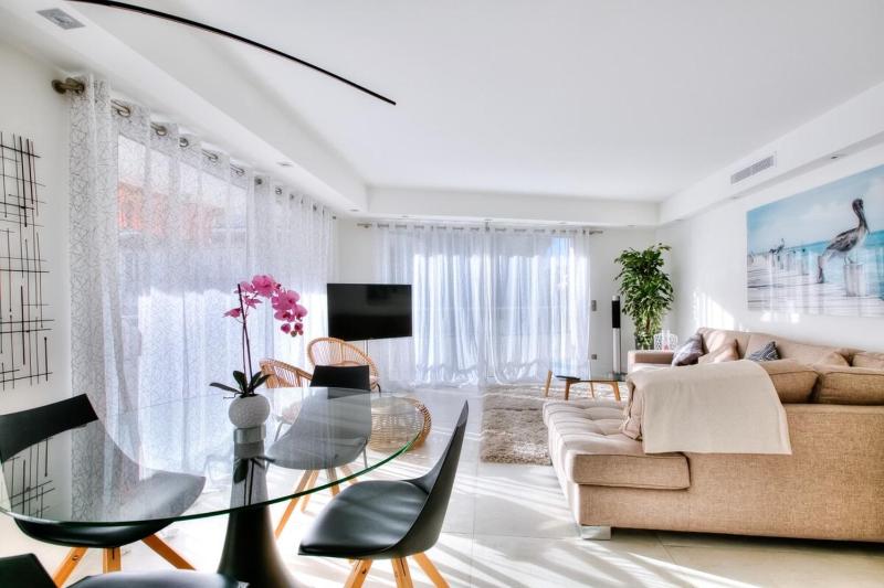 REF 1147 - Cannes Center - Apartment for rent - image 7