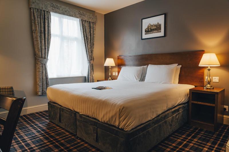 Double or Twin Room image 1