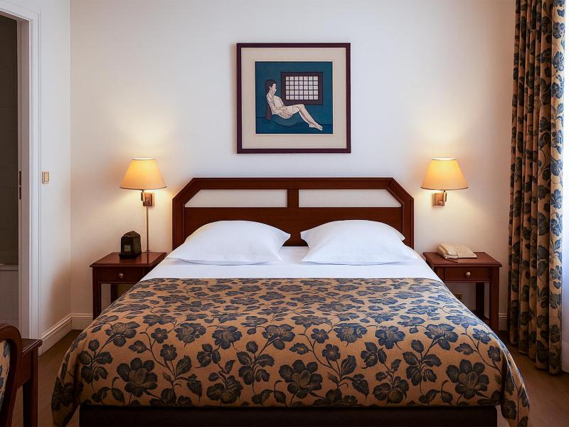 Superior Queen Room image 1