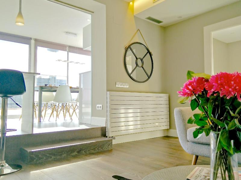 Ferran Batík by Bizflats Terrace Penthouse near Camp Nou - image 8